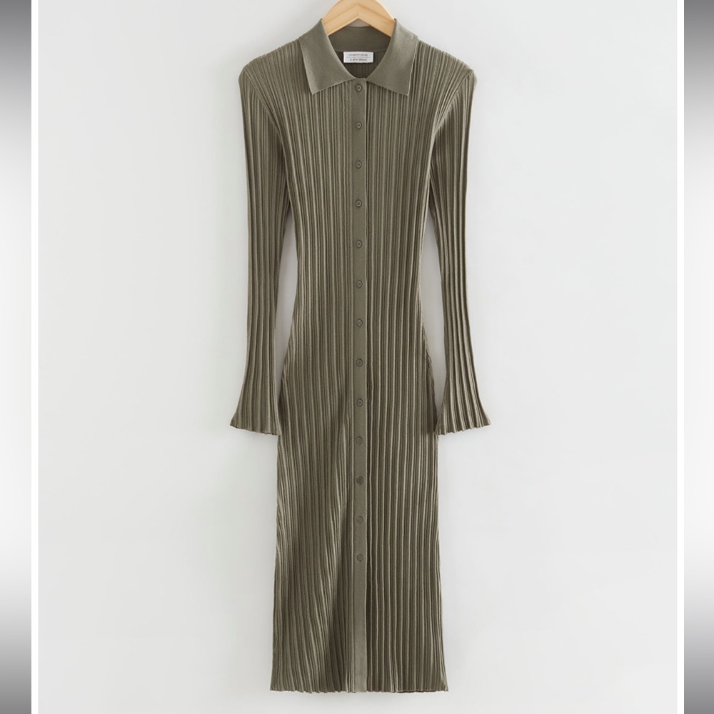 Supercute Green knit dress  from & Other Stories. New with tags.